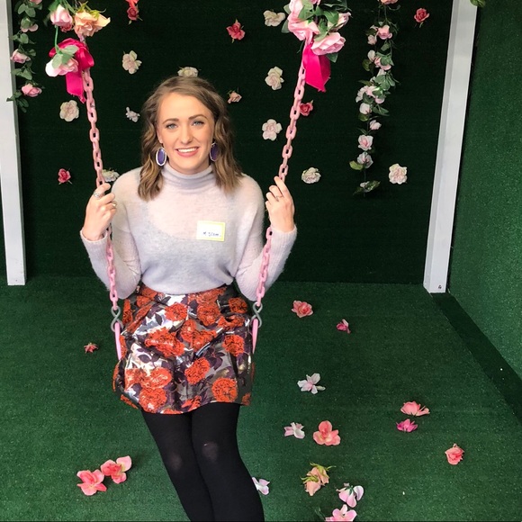 Meet your Posher, Kameron - Picture 1 of 1